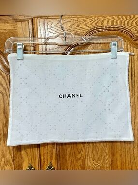 Chanel White Eyelet Zip Dust Bag 14 x 10 Handbag Storage Travel Pouch Cover